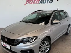 Gris Utilisé 2017 Fiat Tipo Wagon Break | 7 900 € (Prix juste)