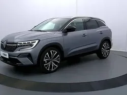 Gris Utilisé 2023 Renault Austral Iconic SUV | 26 400 € (Bon prix)