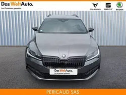 Gris Utilisé 2023 Skoda Superb SportLine Break | 32 990 € (Prix juste)