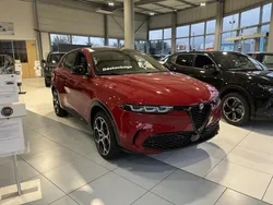 Rouge Nouvelle 2025 Alfa Romeo Tonale Veloce SUV | 53 990 € (Prix assez cher)