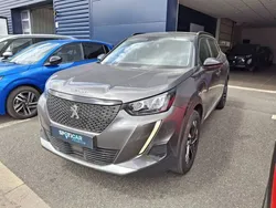 Gris Utilisé 2022 Peugeot 2008 Allure SUV | 17 990 € (Prix juste)