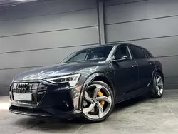 Gris Utilisé 2022 Audi e-tron Exclusive SUV | 44 990 €