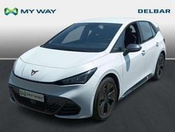Blanc Utilisé 2023 Cupra Born e-Boost Citadine | 35 990 € (Prix juste)