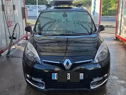 Utilisé 2015 Renault Grand Scénic III Bose Edition Monospace | 7 200 € (Prix assez cher)