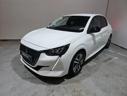 Blanc Utilisé 2023 Peugeot 208 Allure Citadine | 15 489 € (Prix juste)