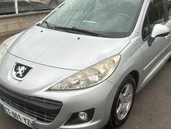 Gris Utilisé 2012 Peugeot 207 Active Citadine | 2 990 € (Bon prix)