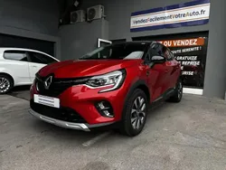Rouge Utilisé 2023 Renault Captur Techno SUV | 19 990 € (Prix juste)