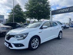 Blanc Utilisé 2020 Renault Mégane IV Business Berline | 14 990 € (Bon prix)