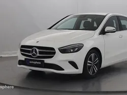 Utilisé 2022 Mercedes 180 Progressive Berline | 24 499 € (Prix juste)