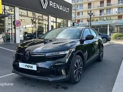 Noir étoilé Nouvelle 2024 Renault Mégane Evolution SUV | 29 499 € (Bon prix)