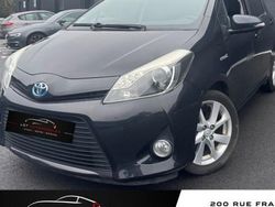 Noir Utilisé 2012 Toyota Yaris Hybrid Citadine | 9 990 €