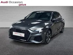 Gris daytona nacré Utilisé 2022 Audi A3 S-Line | 32 995 € (Prix assez cher)