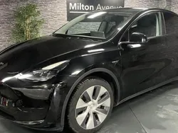 Noir Utilisé 2022 Tesla Model Y Standard Range SUV | 30 990 €