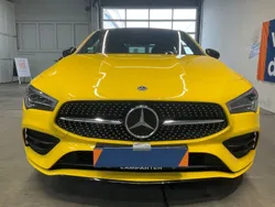 Jaune Utilisé 2021 Mercedes E200 AMG line Cabriolet | 26 000 €