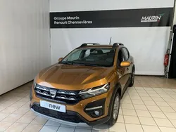 Orange Utilisé 2022 Dacia Sandero Comfort Citadine | 14 490 € (Prix juste)