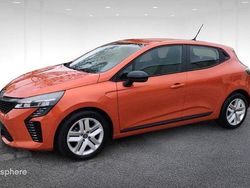 Orange Occasion 2024 Renault Clio V Evolution Berline | 15 980 € (Prix juste)