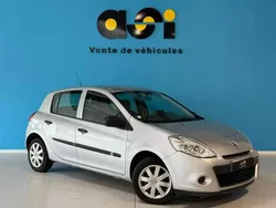 Gris Utilisé 2009 Renault Clio III Berline | 5 990 € (Prix assez cher)