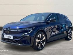 Blanc Utilisé 2022 Renault Mégane Techno SUV | 23 999 € (Prix juste)