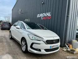 Blanc Utilisé 2015 DS Automobiles DS5 So Chic Citadine | 9 990 €