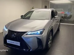 Gris Utilisé 2024 Lexus UX 250h Sport Design Packet SUV | 33 990 € (Prix juste)