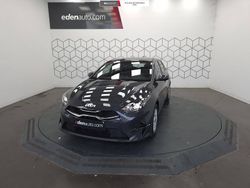 Gris Nouvelle 2025 Kia Ceed Active Berline | 26 990 € (Prix juste)