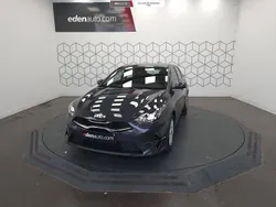 Nouvelle 2025 Kia Ceed Active Berline | 27 600 € (Prix assez cher)