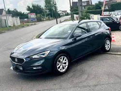 Gris Utilisé 2023 Seat Leon Business Berline | 19 990 € (Prix juste)
