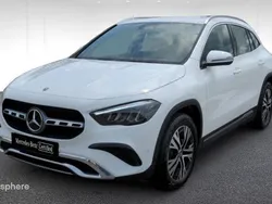 Blanc Utilisé 2023 Mercedes GLA180 Progressive SUV | 38 990 €