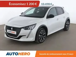 Blanc Utilisé 2019 Peugeot 208 GT-line Citadine | 13 890 € (Prix juste)
