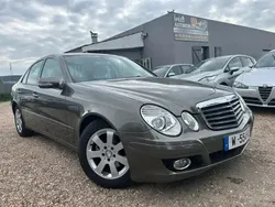 Gris Utilisé 2007 Mercedes E200 Classic Berline | 7 999 €