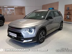 Gris Utilisé 2023 Kia e-Niro 2 SUV | 31 990 € (Prix cher)