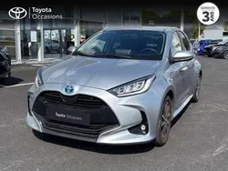 Utilisé 2022 Toyota Yaris Hybrid Design Berline | 17 990 € (Prix juste)