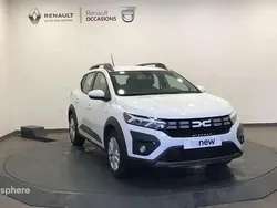 Blanc Utilisé 2024 Dacia Sandero Expression Citadine | 16 999 € (Prix juste)