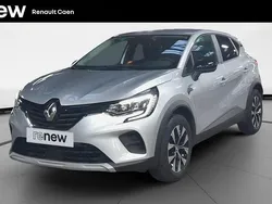 Gris Utilisé 2023 Renault Captur Evolution SUV | 16 990 € (Prix juste)