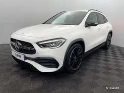 Blanc Utilisé 2021 Mercedes 200 AMG line | 33 490 € (Super prix)