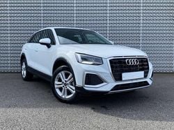 Blanc glacier métallisé Utilisé 2023 Audi Q2 Design SUV | 34 890 € (Prix cher)