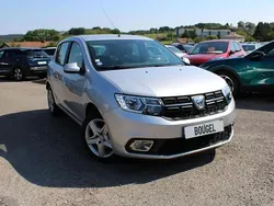 Gris Utilisé 2017 Dacia Sandero Lauréate Citadine | 10 990 € (Prix juste)