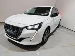 Blanc Utilisé 2023 Peugeot 208 Allure Citadine | 14 989 € (Bon prix)