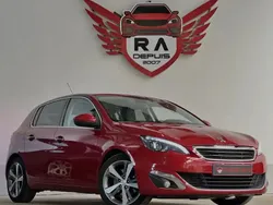 Rouge Utilisé 2014 Peugeot 308 Allure Berline | 12 999 € (Prix cher)