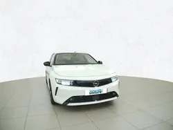 Blanc Utilisé 2022 Opel Astra Business Berline | 18 790 € (Prix juste)