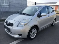 Gris Utilisé 2007 Toyota Yaris Luna Berline | 3 000 € (Prix juste)