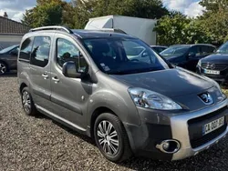 Utilisé 2012 Peugeot Partner Tepee Outdoor Monospace | 7 990 € (Prix juste)