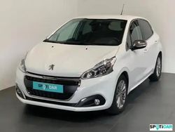Blanc Utilisé 2019 Peugeot 208 Allure Citadine | 10 990 € (Super prix)