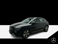 Noir Utilisé 2024 Mercedes GLA200 Progressive SUV | 43 579 € (Prix juste)