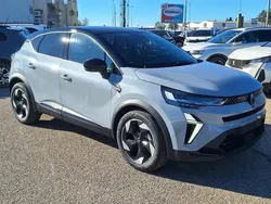 Gris Nouvelle 2025 Renault Captur Techno SUV | 26 480 € (Prix juste)