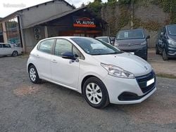 Blanc Utilisé 2015 Peugeot 208 Citadine | 7 150 € (Bon prix)