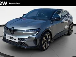 Gris Utilisé 2022 Renault Mégane Techno Berline | 27 500 € (Prix juste)