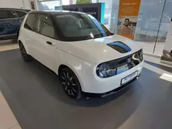Blanc Utilisé 2021 Honda e Advance Citadine | 23 579 € (Prix juste)
