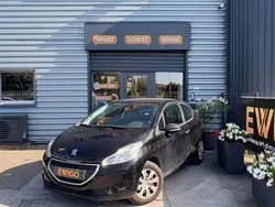Utilisé 2014 Peugeot 208 Access Citadine | 5 490 € (Prix juste)