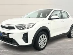 Blanc Utilisé 2022 Kia Stonic Motion SUV | 15 499 € (Prix juste)